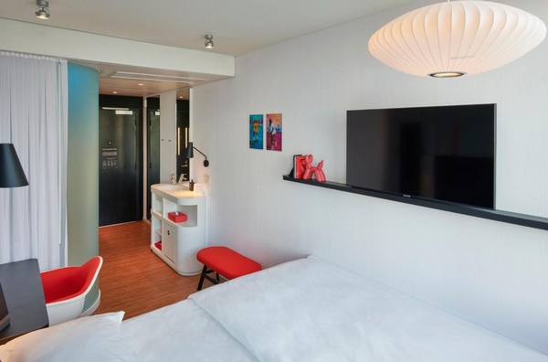 citizenM Miami Worldcenter Image #23