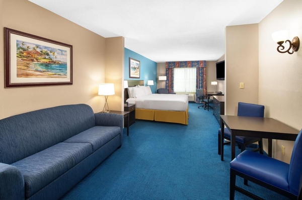 Holiday Inn Express & Suites Miami Kendall by IHG Image #10 Holiday Inn Express & Suites Miami Kendall by IHG Image #10