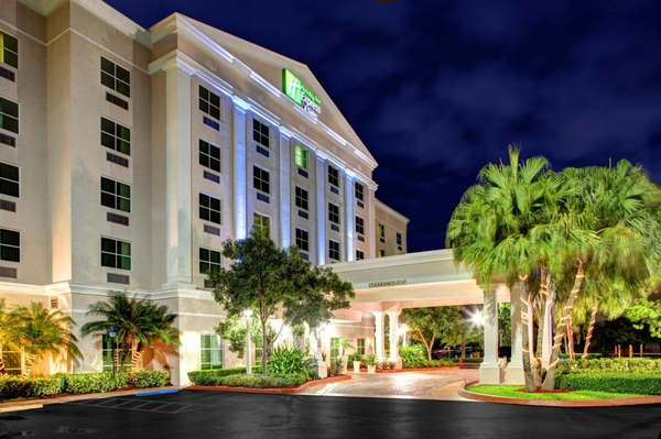 Holiday Inn Express & Suites Miami Kendall by IHG Image #30 Holiday Inn Express & Suites Miami Kendall by IHG Image #30