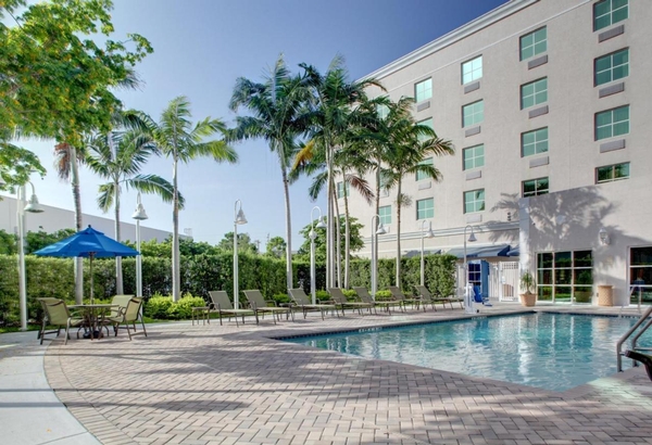 Holiday Inn Express & Suites Miami Kendall by IHG Image #42 Holiday Inn Express & Suites Miami Kendall by IHG Image #42