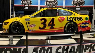 Daytona International Speedway Image #9