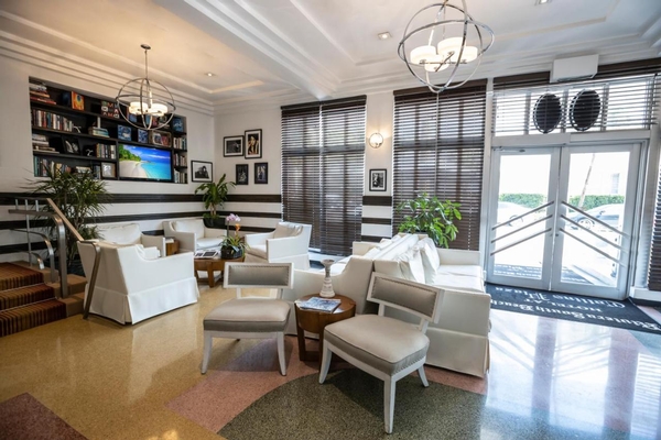 Riviera Suites Image #14