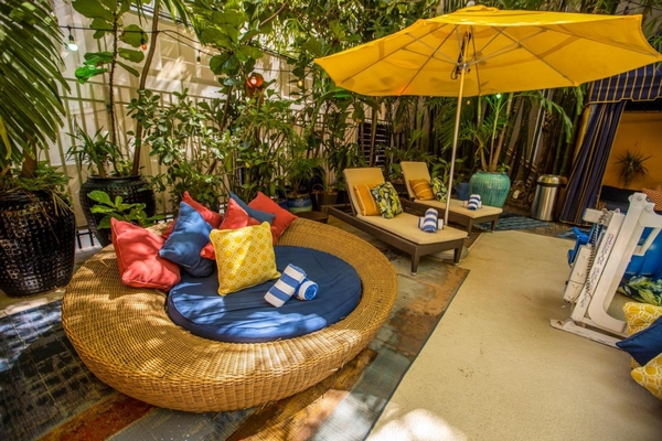Riviera Suites Image #20