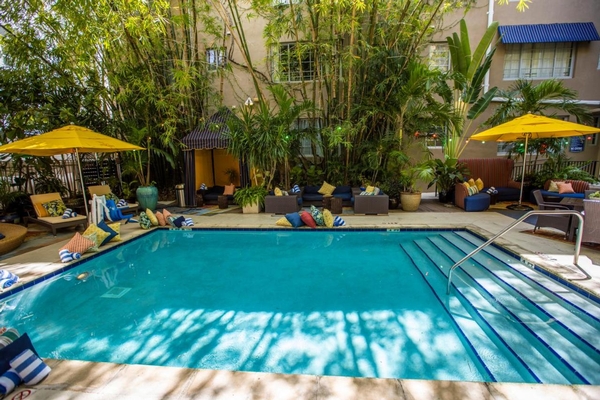 Riviera Suites Image #21