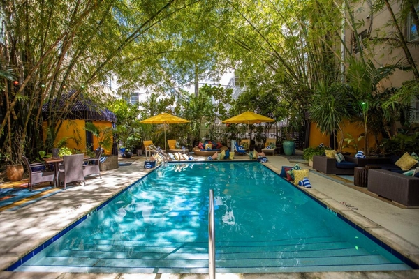 Riviera Suites Image #22