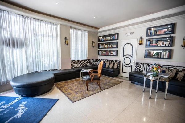 Riviera Suites Image #27