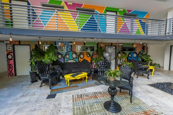 Riviera Suites Image #30
