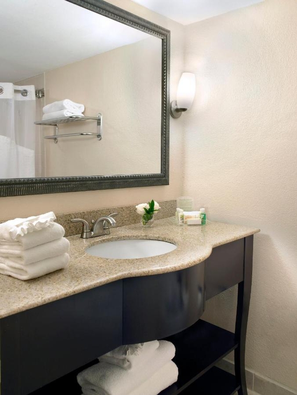 Holiday Inn Miami Beach-Oceanfront by IHG Image #21