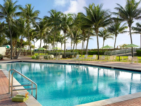 Holiday Inn Miami Beach-Oceanfront by IHG Image #45